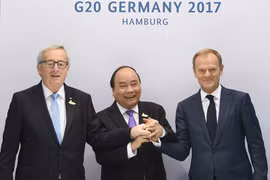Le PM Nguyên Xuân Phuc plaide pour des relations renforcées avec l’UE et l’OMS