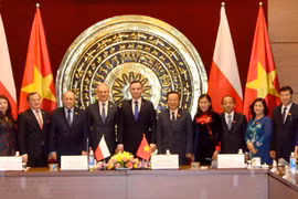 Le président polonais veut impulser les liens multiformes avec le Vietnam