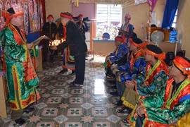 Le câp sac, cérémonie de passage à l’âge adulte des Dao, postule à l’UNESCO