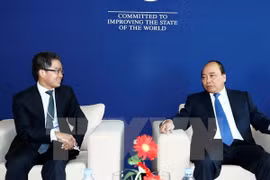 Le PM rencontre des chefs d'entreprises en marge du WEF-ASEAN