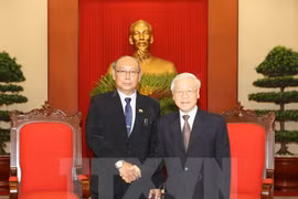 Le Vietnam affirme la politique d’élargir les relations avec le Myanmar