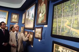 Une exposition en l’honneur du centenaire de la Révolution d’Octobre russe à Hanoi