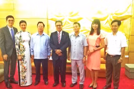 Promotion de l’amitié Vietnam-Salvador à travers la diplomatie populaire