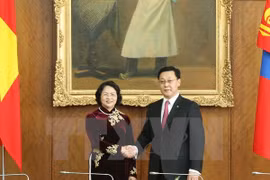 La vice-présidente vietnamienne et le PM mongol discute de la promotion des liens bilatéraux