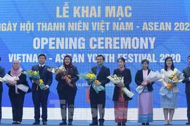 Ouverture du festival de la jeunesse Vietnam - ASEAN 2020