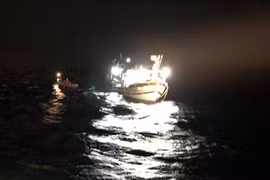 Un navire panaméen sauve deux pêcheurs vietnamiens à la dérive