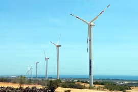 Mise en chantier d'un complexe éolien à gros investissement à Quang Binh
