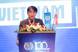COVID-19 : l'OIT Vietnam prête à assister le gouvernement, les employeurs et les travailleurs 