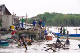 Kien Giang : des centaines de maisons endomagées à causes de pluies torrentielles 