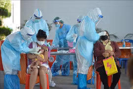 COVID-19 : le PM thaïlandais demande l’accélération de la vaccination des 5-11 ans