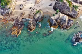 La beauté de la plage de Da Nhay à Quang Binh