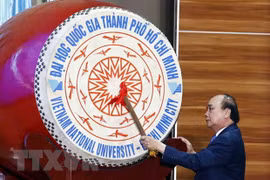Le président Nguyen Xuan Phuc à la rentrée scolaire de l’Université nationale de Ho Chi Minh-Ville