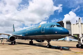 Vietnam Airlines effectue 7 vols domestiques lors du premier jour de reprendre ses activités