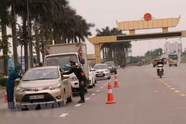 Mise en quarantaine de 74 experts et travailleurs étrangers venant travailler à Bac Ninh