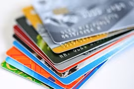 Les banques doivent émettre des cartes bancaires à puce à partir du 31 mars