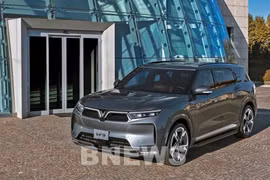 VinFast coopère avec le groupe japonais Renesas pour fabriquer des véhicules électriques