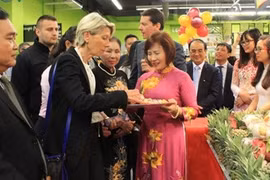 Succès de la semaine des produits vietnamiens à Lyon (France)