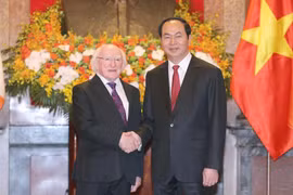 Le président irlandais termine avec succès sa visite d’Etat au Vietnam