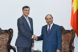 Le Premier ministre Nguyen Xuan Phuc reçoit l'ambassadeur d'Australie