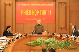 Le secrétaire général Nguyên Phu Trong demande de renforcer la lutte contre la corruption
