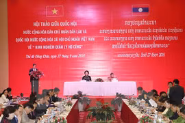 Vietnam et Laos partagent des expériences dans la gestion des dettes publiques