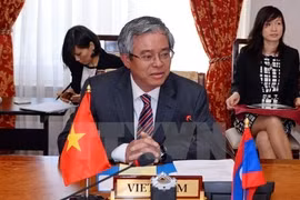 L’ambassadeur du Vietnam aux États-Unis visite l'Université de Virginie