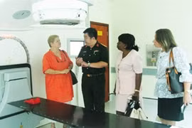 Médecine militaire : Vietnam et Cuba partagent leurs expériences 