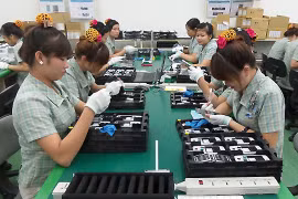 Succès des téléphones “made in Vietnam” en Russie 
