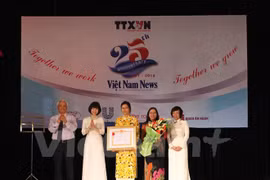 La VNA célèbre le 25 anniversaire du journal Vietnam News