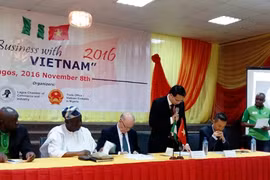 Promotion du commerce avec le Nigéria et le Ghana