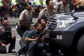 L’ASEAN et la Chine condamment les attaques terroristes à Jakarta