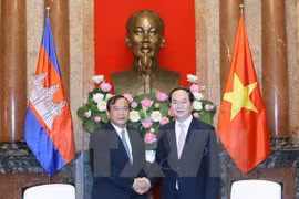 Des dirigeants vietnamiens reçoivent le ministre cambodgien des Affaires étrangères