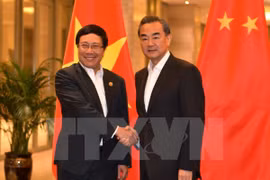 Rencontre des ministres vietnamien et chinois des Affaires étrangères