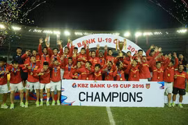 Football : l’U19 Vietnam remporte la KBZ Bank Cup 2016 au Myanmar 