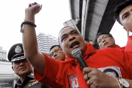 Thaïlande : les chemises rouges s'opposent au projet de nouvelle Constitution