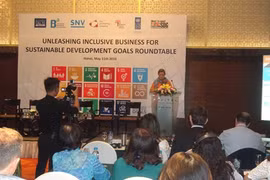Table ronde à Hanoi sur le commerce inclusif et les ODD