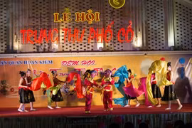 Fête de la mi-automne 2016 dans le vieux quartier de Hanoi