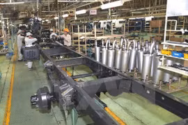 La production industrielle diminue de 17,1% en février