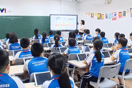 Vietnam-Japon: un modèle de "classe intelligente" testé à l’école primaire Archimedes Academy