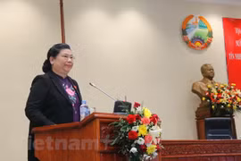  Vietnam et Laos partagent des expériences sur le vote de confiance