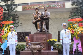 Inauguration du mémorial des commandos ayant attaqué la radio de Saïgon en 1968