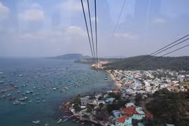 Kien Giang : Inauguration du plus long téléphérique du monde à Hon Thom 