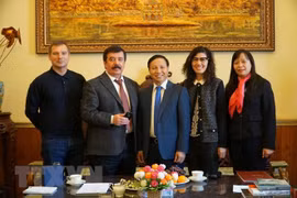Le Vietnam et la Russie discutent d’opportunités dans l’éducation
