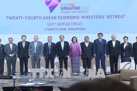 Les ministres de l’Economie de l’ASEAN se réunissent à Singapour