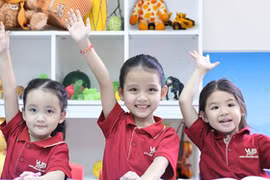 VUS ouvre un centre d'anglais pour les enfants en maternelle