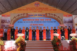 Ouverture de l'exposition internationale Vietbuild Can Tho 2018