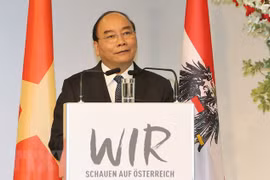 Le PM Nguyên Xuân Phuc au Forum d’entreprises Vietnam-Autriche