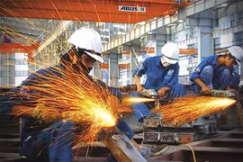 Le Vietnam lance un plan de restructuration industrielle