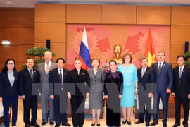 Renforcement des relations parlementaires Vietnam-Russie