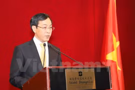 Célébration du 68e anniversaire des relations diplomatiques Vietnam-Chine à Hong Kong